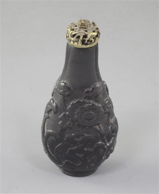 A Chinese jet pear-shaped snuff bottle, 19th century, 6.7cm excluding stopper (no. 792)